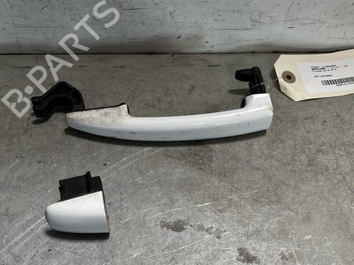 Høyre foran utvendig håndtak PEUGEOT 208 I (CA_, CC_) 1.2 VTI 82 | BP29347872C129