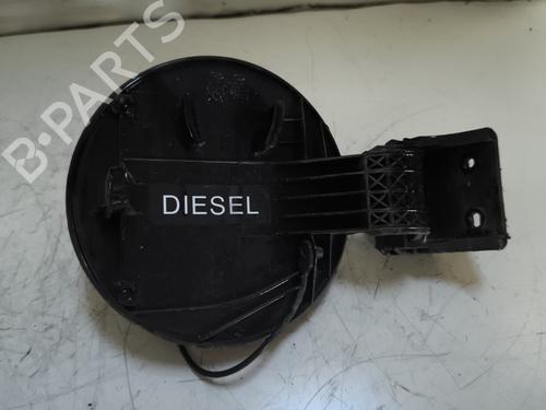 Fuel flap HYUNDAI SANTA FÉ I (SM) 2.0 CRDi 4x4 | BP24222517C131 