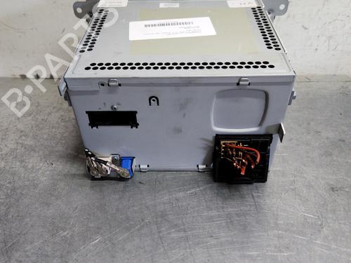 Used Display monitor Display monitor VW TIGUAN (5N_) 2.0 TDI (140 hp) 32996179 32996179