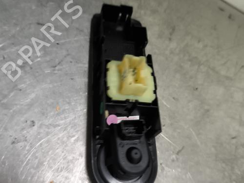 Used Left front window switch Left front window switch RENAULT CLIO IV (BH_) 1.5 dCi 75 (75 hp) 28443437 28443437