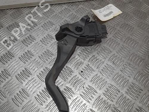 Used Pedal PEUGEOT 308 I (4A_, 4C_) 1.6 HDi (92 hp) 21723043