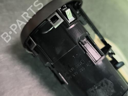 air-vent-seat-altea-xl-5p5-5p8-2006-2007-2008-2009-2010-2011-2012-2013-2014-2015-29979977 main image