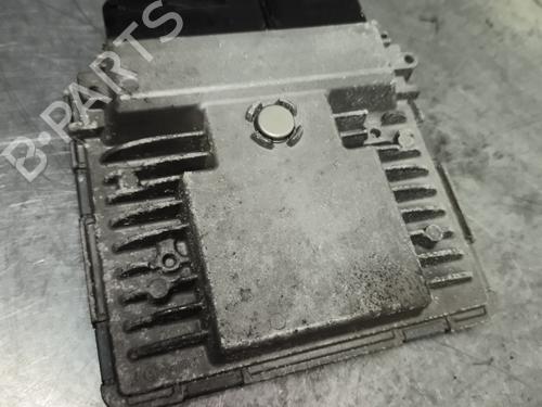 Used Engine control unit (ECU) Engine control unit (ECU) AUDI A1 (8X1, 8XK) 1.2 TFSI (86 hp) 31815749 31815749