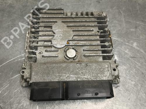 engine-control-unit-ecu-vw-golf-vi-5k1-2008-2009-2010-2011-2012-2013-2014-32996229 main image