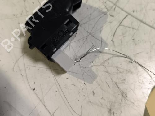 Used Right front window switch Right front window switch VW POLO V (6R1, 6C1) 1.2 TSI 16V (90 hp) 24983550 24983550