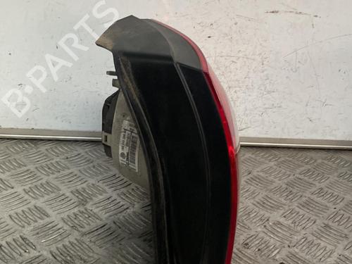 right-taillight-vw-golf-v-1k1-19-tdi-1k6945096aa-2003-2004-2005-2006-2007-2008-2009-2010-21711329 main image