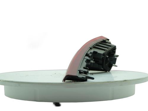 left-tailgate-light-renault-megane-iv-hatchback-b9amn_-2015-37754943 main image