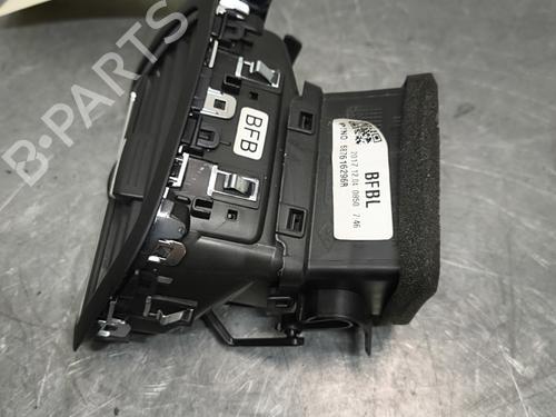 Used Air vent Air vent RENAULT MEGANE IV Hatchback (B9A/M/N_) 1.5 dCi 90 (B9A1) (90 hp) 32996305 32996305