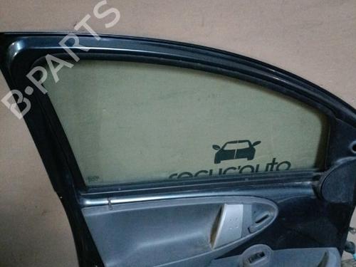 Used Left front door PEUGEOT 107 (PM_, PN_) 1.0 (68 hp) 21707636
