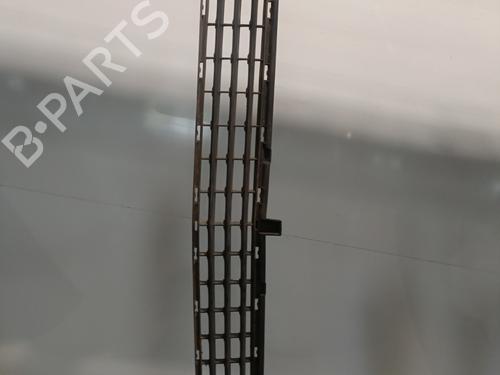 Grille MERCEDES-BENZ B-CLASS Sports Tourer (W245) B 200 CDI (245.208) | BP27213614C40 