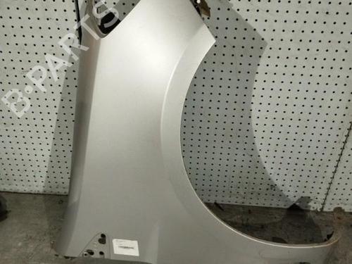 Used Right front fenders RENAULT CLIO III (BR0/1, CR0/1) 1.5 dCi (C/BR0G, C/BR1G) (68 hp) 21700615