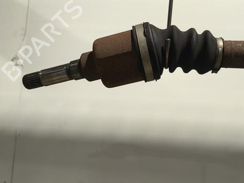 Used Right front driveshaft Right front driveshaft PEUGEOT 207 (WA_, WC_) 1.4 HDi (68 hp) 32994767 32994767