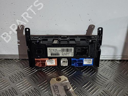 Used Climate control Climate control 21699174 21699174