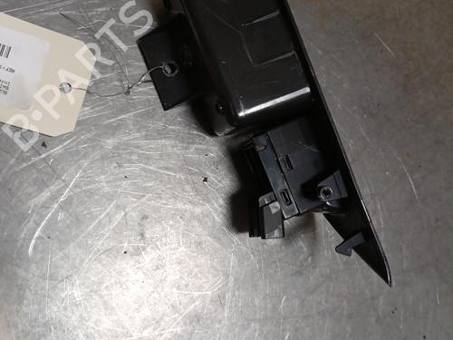 Right rear window switch SUZUKI SWIFT III (MZ, EZ) 1.3 (RS413, ZC11S) | BP27810090I28 - Image 2