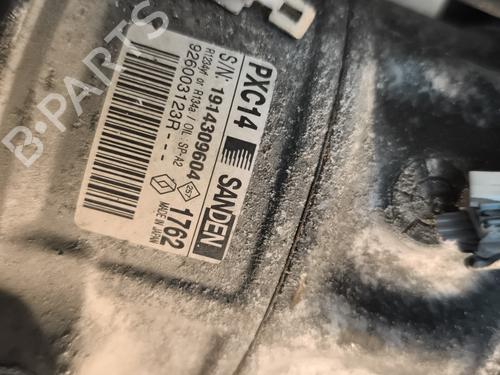Used AC compressor RENAULT MEGANE IV Hatchback (B9A/M/N_) 1.5 dCi 90 (B9A1) (90 hp) 29733363