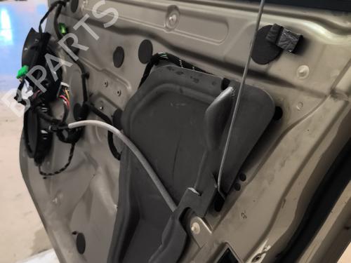 Right front door VOLVO XC90 I (275) D5 AWD | BP24847994C3 