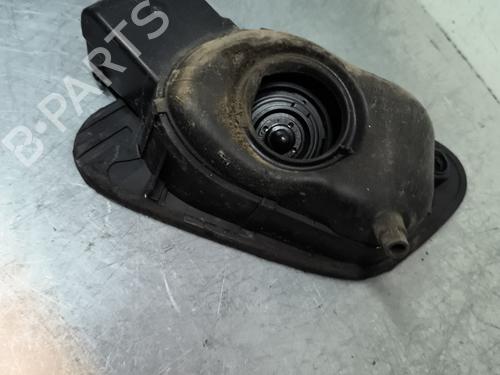 fuel-flap-vw-golf-vii-5g1-bq1-be1-be2-2012-2013-2014-2015-2016-2017-2018-2019-2020-2021-32995410 main image