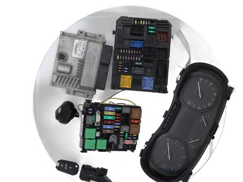 Used Electronic module Electronic module CITROËN JUMPY III Van (V_) 2.0 BlueHDi 180 (177 hp) 33959627 33959627