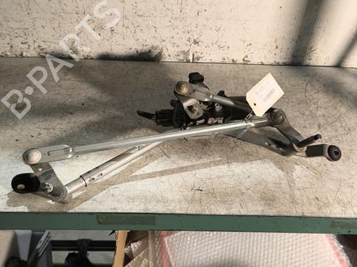 Used Front wiper motor RENAULT CAPTUR I (J5_, H5_) 1.5 dCi 90 (J5N4, J5M5, J5MW, J5M6, J5AL, J5AJ) (90 hp) 30552692