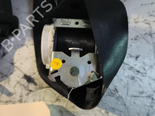 rear-left-seatbelt-citroen-c4-cactus-2014-23845969 main image