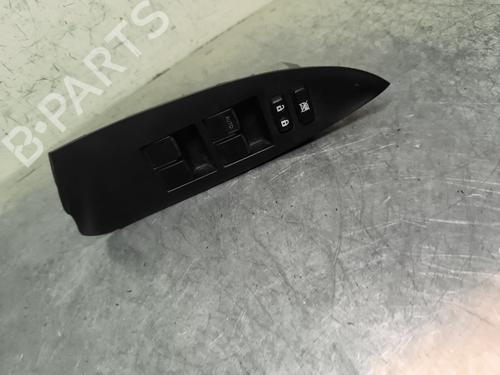 Left front window switch TOYOTA RAV 4 III (_A3_) 2.2 D 4WD (ALA30_, ALA30R) | BP31815967I27 - Image 2