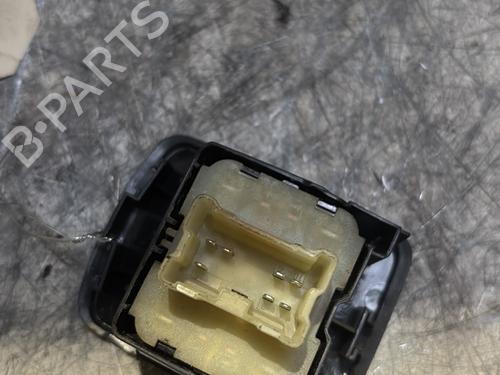Used Left front window switch Left front window switch DACIA DOKKER MPV (KE_) 1.5 dCi (KEAJ, KEAH) (90 hp) 21699551 21699551