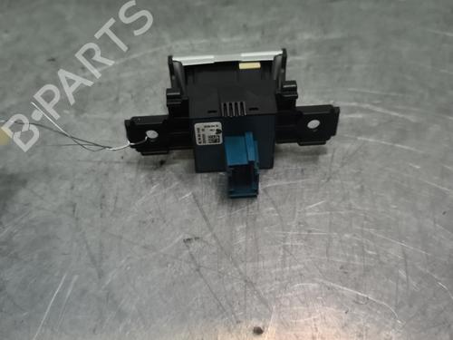 switch-citroen-c4-picasso-ii-2013-33051541 main image