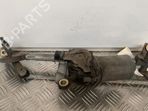 Used Front wiper motor Front wiper motor TOYOTA YARIS (_P1_) 1.0 (SCP10_, SCP10R) (68 hp) 21708009 21708009
