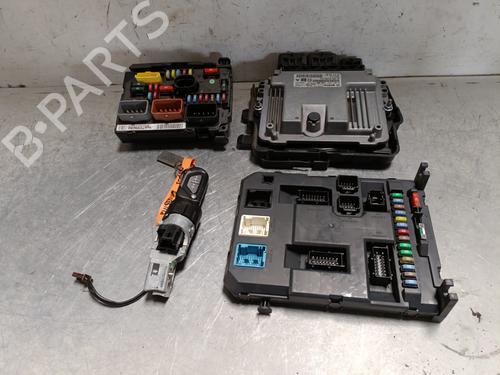 Used Electronic module CITROËN DS3 (SA_) 1.6 THP 155 (156 hp) 28078742