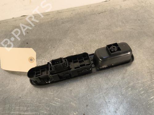 Right front window switch CITROËN C3 Picasso (SH_) 1.6 HDI 90 | BP29996998I26 