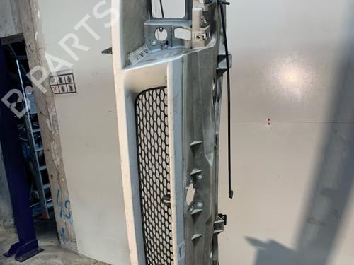 Used Grille Grille FORD TRANSIT Van (FA_ _) 2.0 DI (FAE_, FAF_, FAG_) (86 hp) 40434736 40434736