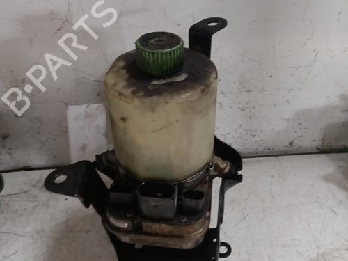 Used Steering pump VW POLO IV (9N_, 9A_) 1.4 TDI (70 hp) 30317910