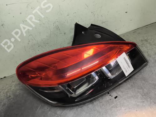 Farolim esquerdo RENAULT MEGANE III Coupe (DZ0/1_) 1.6 dCi (DZ00, DZ12, DZ2A, DZ13) (130 hp) 31257684