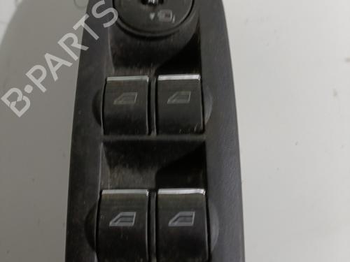 Used Left front window switch Left front window switch FORD KUGA I 2.0 TDCi 4x4 (136 hp) 21710096 21710096