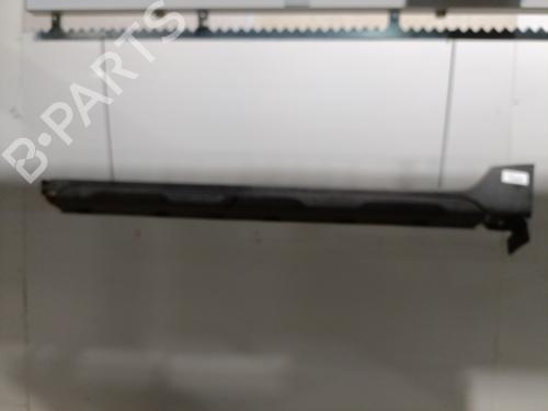 Used Left sideskirt DACIA DUSTER (HM_) 1.5 dCi 115 4x4 (HMAD) (116 hp) 29081234