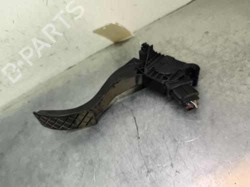 Used Pedal VW GOLF VII (5G1, BQ1, BE1, BE2) 2.0 TDI (150 hp) 32995430