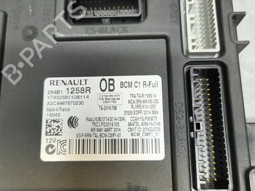 Used Fuse box Fuse box RENAULT MEGANE IV Hatchback (B9A/M/N_) 1.2 TCe 130 (B9MR) (130 hp) 33992146 33992146