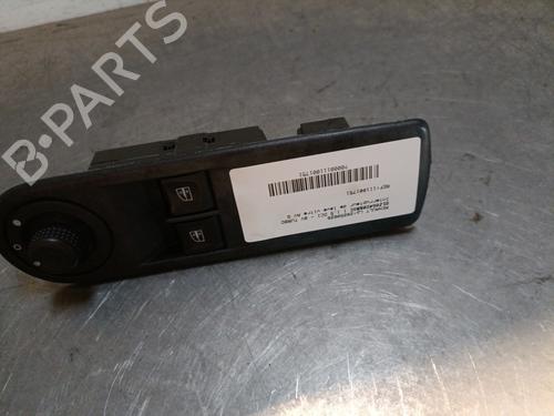 Used Left front window switch RENAULT CLIO IV (BH_) 1.5 dCi 75 (75 hp) 28443552