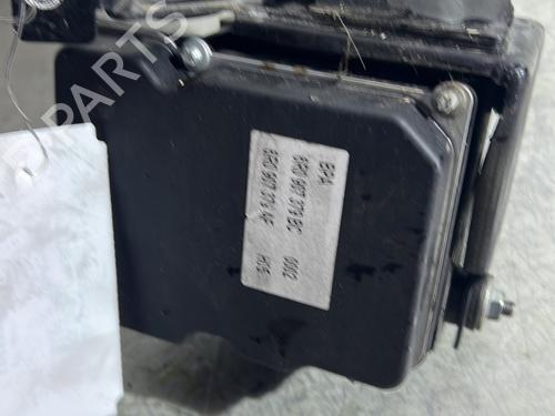 Used ABS pump VW POLO V (6R1, 6C1) 1.2 TSI (105 hp) 28048163
