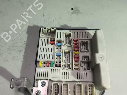 Used Fuse box Fuse box RENAULT MEGANE II Coupé-Cabriolet (EM0/1_) 1.5 dCi (EM1E) (106 hp) 26178211 26178211