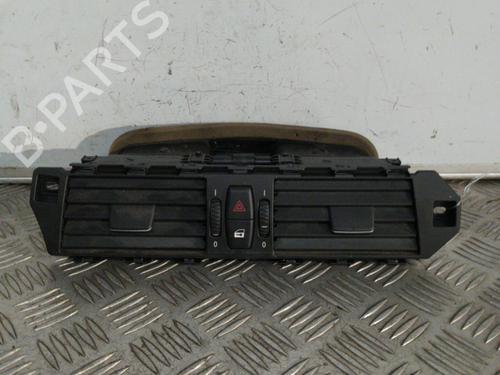 Used Air vent BMW 5 (E39) 525 tds (143 hp) 22031983