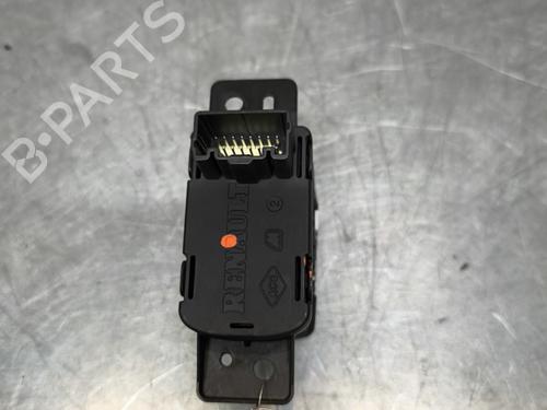 Used Switch Switch RENAULT MEGANE IV Hatchback (B9A/M/N_) 1.2 TCe 130 (B9MR) (130 hp) 32994149 32994149