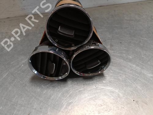 Used Air vent PEUGEOT 308 I (4A_, 4C_) 1.6 HDi (109 hp) 28442181