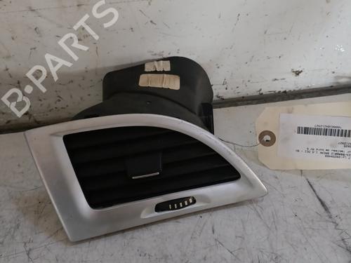 Used Air vent RENAULT MEGANE III Grandtour (KZ0/1) 1.5 dCi (KZ09, KZ0D, KZ1G, KZ29, KZ14, KZ1W, KZ10, KZ1F,... (110 hp) 24983356