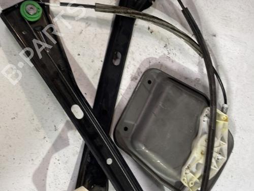 Used Right front window motor Right front window motor VW GOLF V (1K1) 1.9 TDI (105 hp) 21711322 21711322