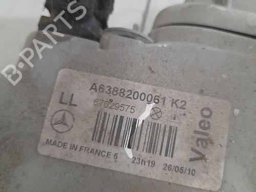 Used Left headlight Left headlight MERCEDES-BENZ VITO Van (W638) 108 CDI 2.2 (638.094) (82 hp) 21696813 21696813