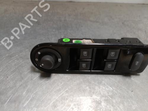 Used Left front window switch Left front window switch RENAULT CLIO IV (BH_) 1.5 dCi 75 (75 hp) 28077790 28077790
