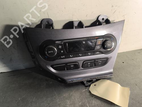 Climate control FORD FOCUS III 2.0 TDCi | BP29893746I5