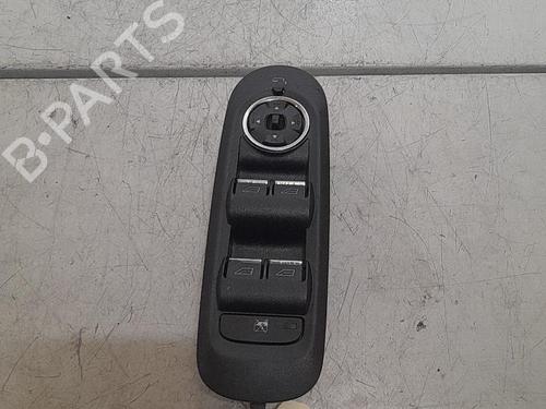 Used Left front window switch Left front window switch FORD MONDEO IV (BA7) 1.8 TDCi (125 hp) 21714240 21714240