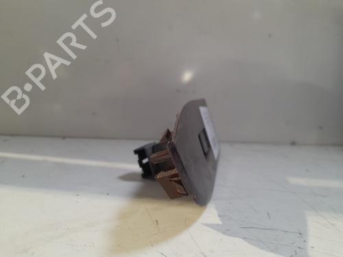 Used Right front window switch Right front window switch SUZUKI GRAND VITARA II (JT, TE, TD) 1.9 DDiS All-wheel Drive (JT419, TD44, JB419WD, JB419XD,... (129 hp) 22893317 22893317